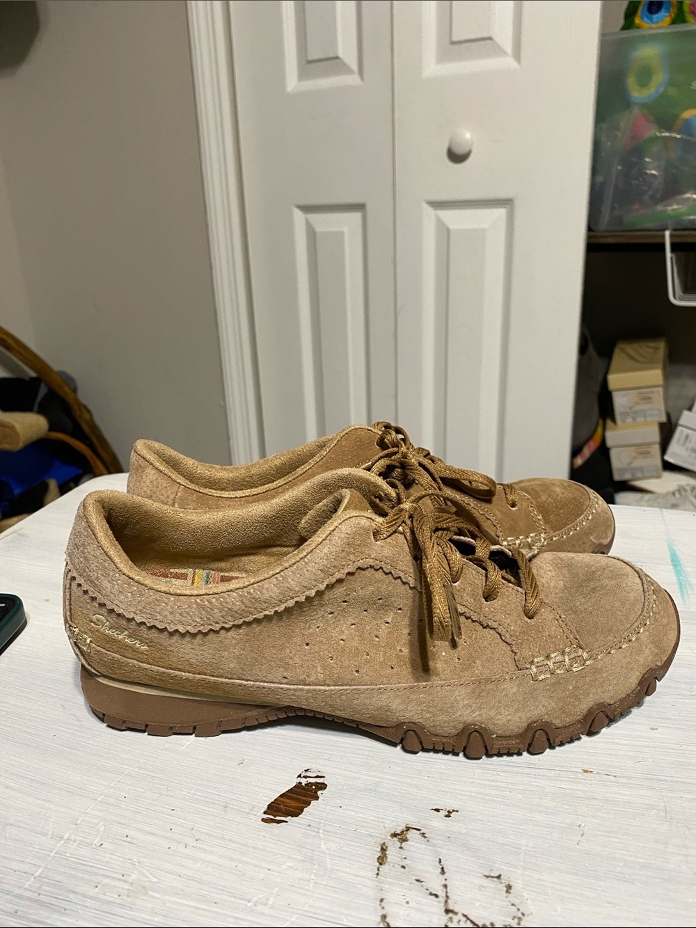 Skechers Relaxed fit Tan Suede Lace Up Shoes Women’s Size 7.5 - Picture 4 of 11